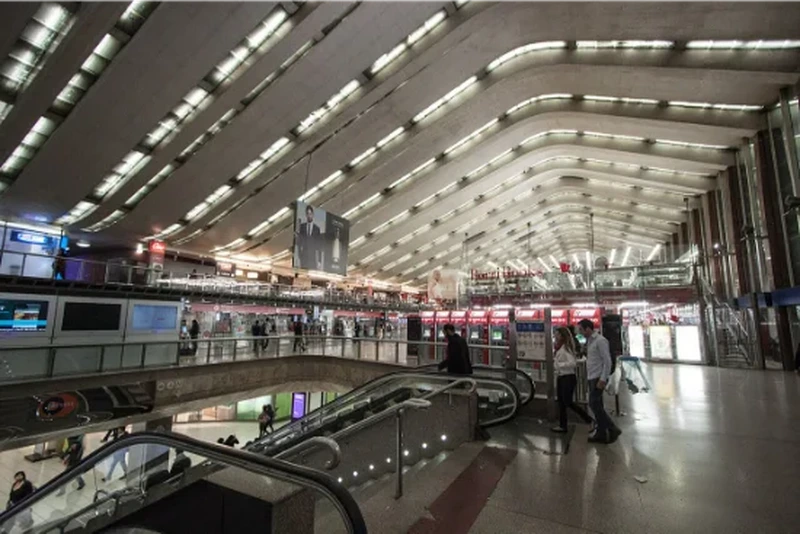 Interno della Stazione Termini a Roma