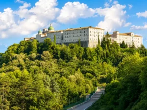 Visitare Montecassino (Abbazia) da Roma in giornata: come arrivare e cosa vedere